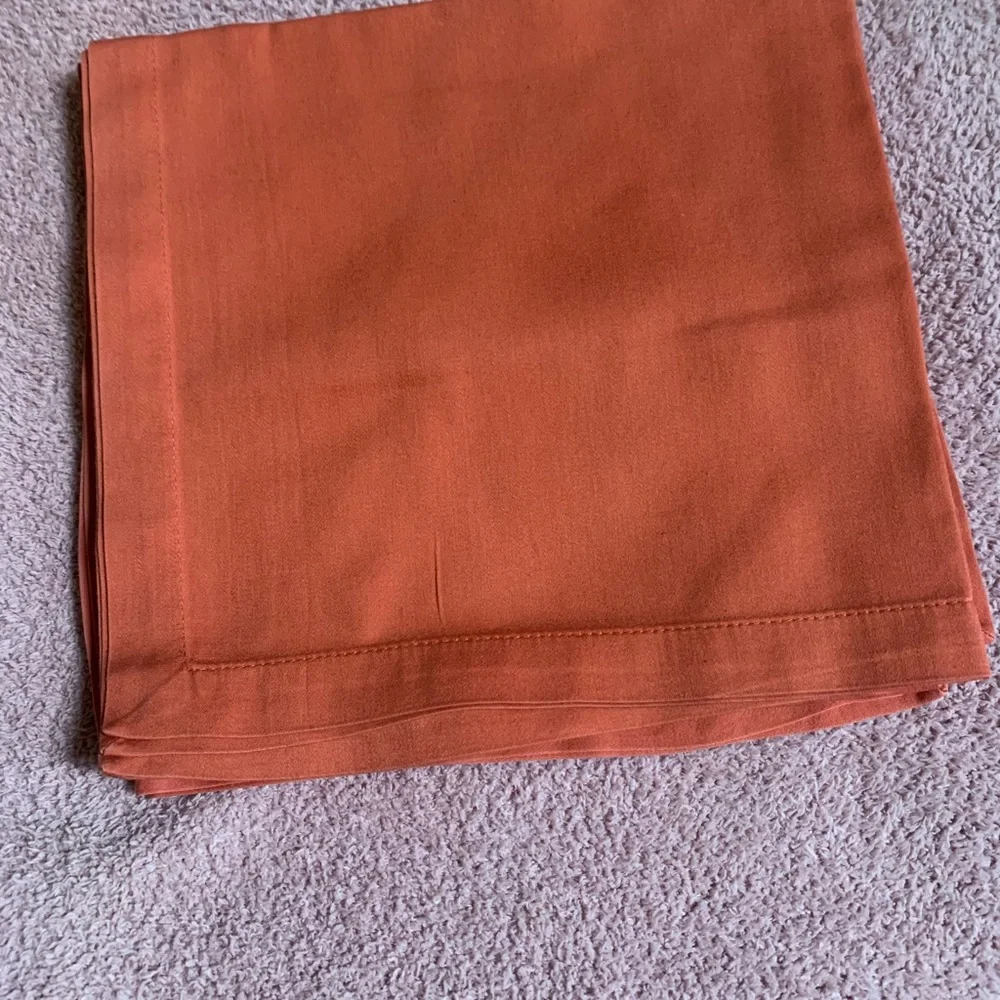 Crate & Barrel Cloth Napkins